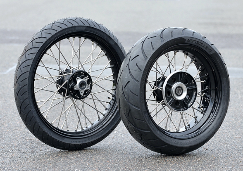WalzWerk® Big-Wheel Kit with tires for BMW R18
